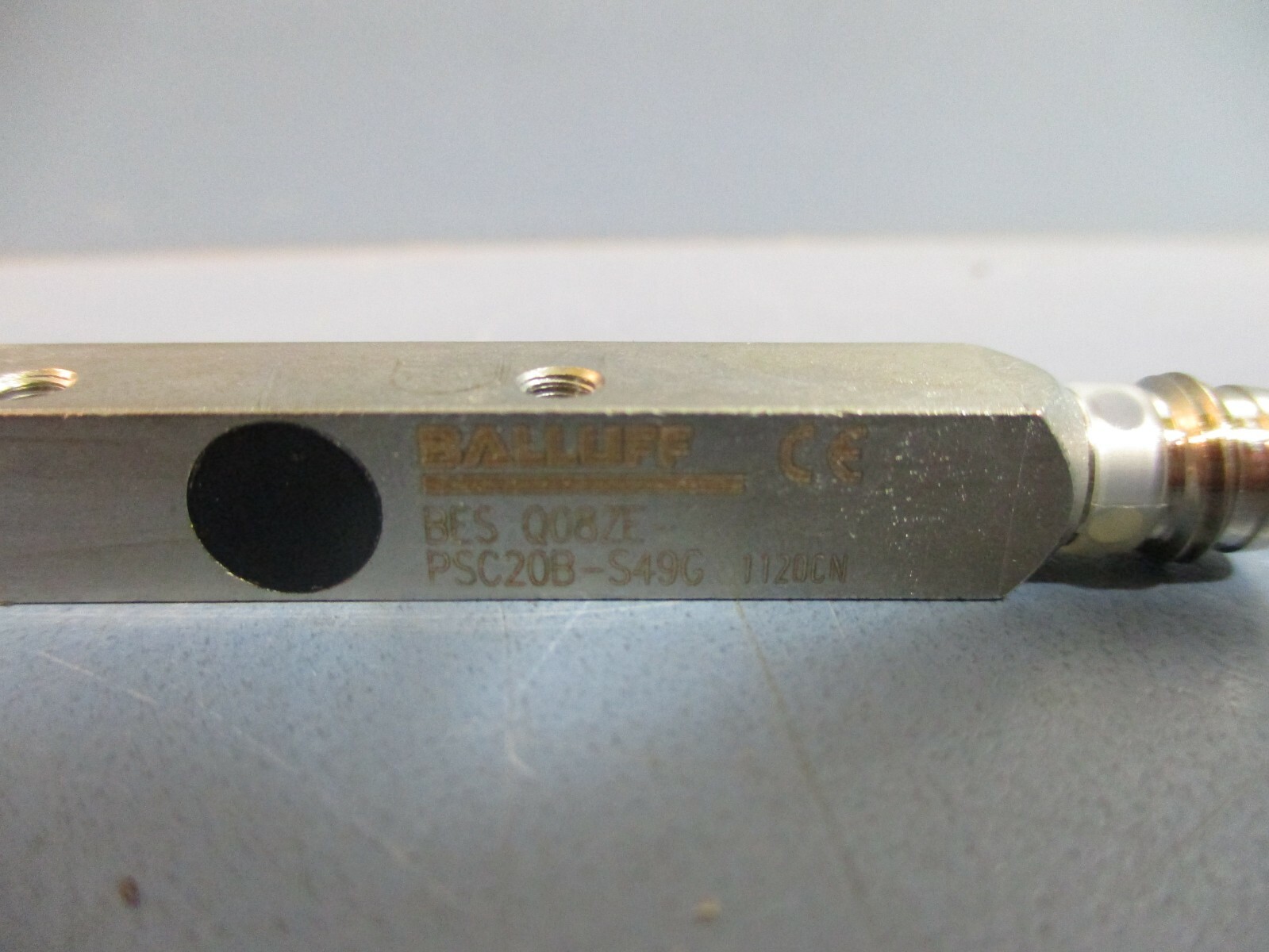 Balluff BES01UW Inductive Sensor 10-30 V DC NEW