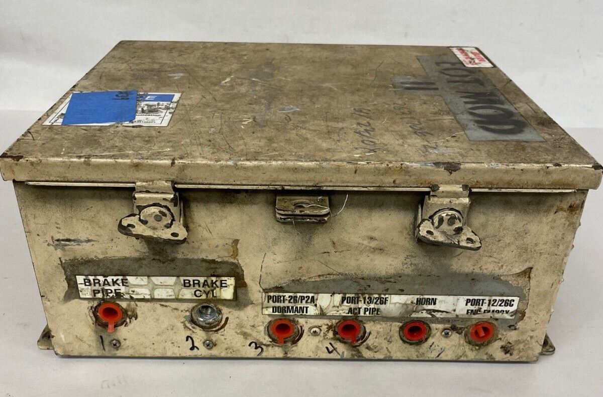 Quantum Engineering EOT MOD II Locomotive Recorder Q1027/CSX for Locomotive