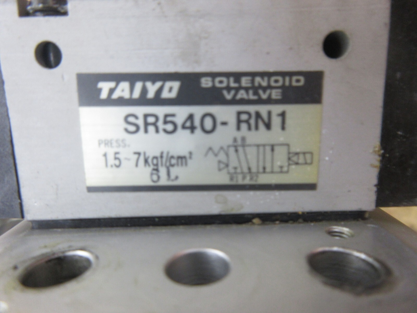 TAIYO SOLENOID VALVE SR540-RN1 SRS1-8S DC24V