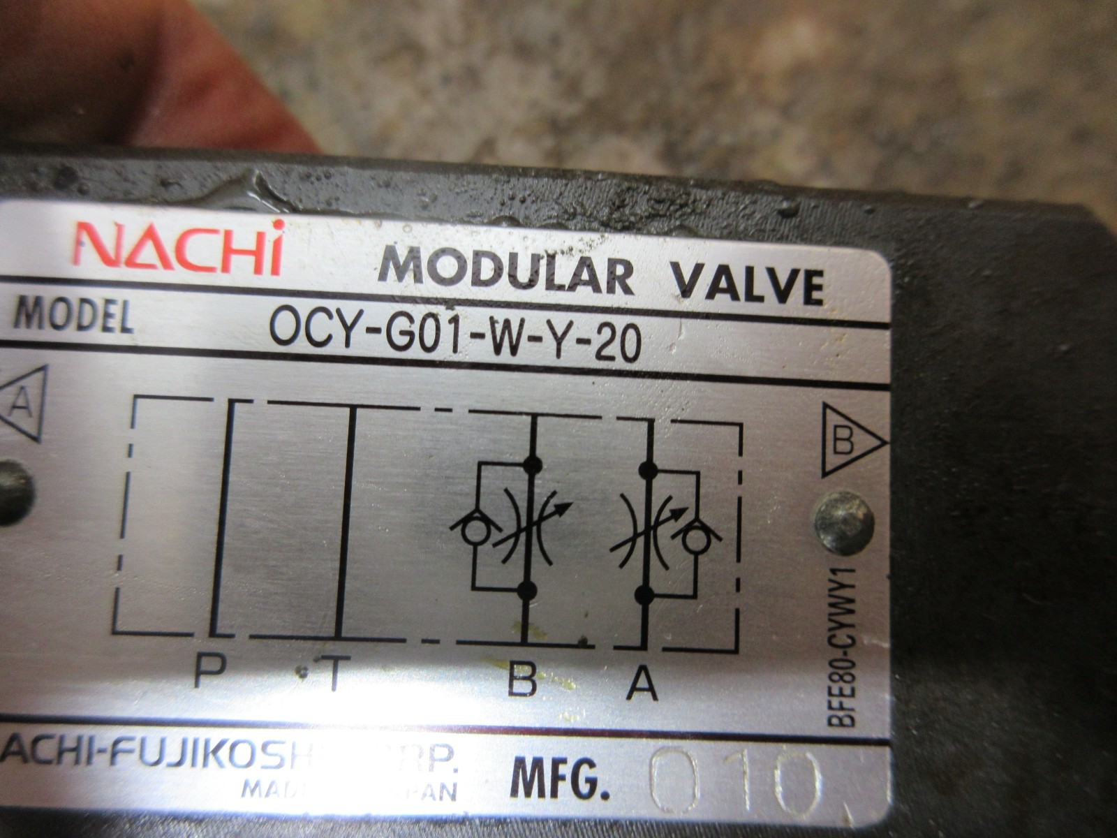 2000 KITAMURA 2XI CNC VERTICAL MILL NACHI OCY-G01-W-Y-20 VALVE