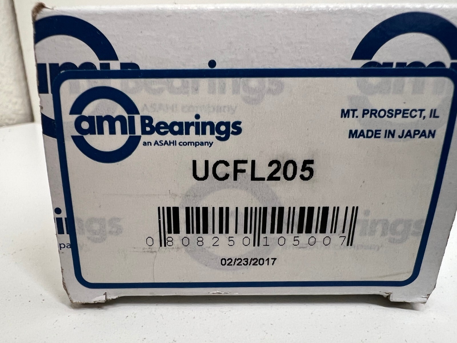NEW IN BOX! AMI BEARINGS 2-BOLT FLANGE BEARING UCFL205