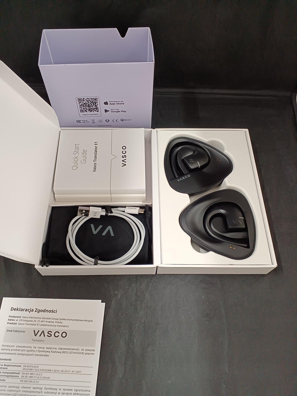 Used Vasco E1 earbuds Translator 50 languages with two earphones right side