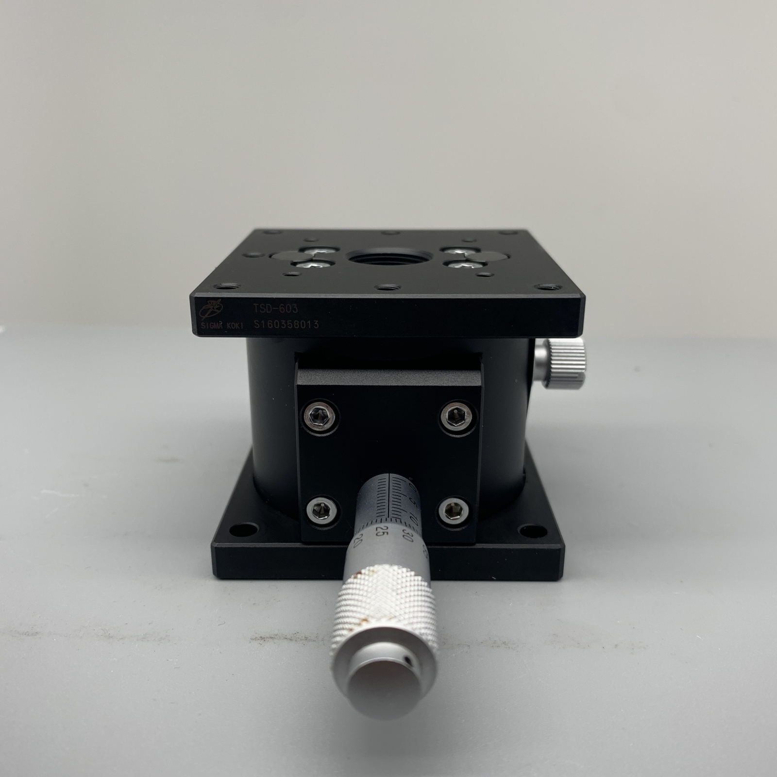 TSD-603 Z-axis lifting platform Manual fine-tuning platform 60MM