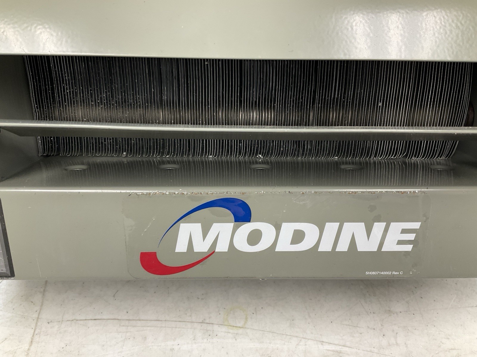 Modine HSB47SB01SA Hot Water (Hydronic) Unit Heater MINOR DENTS PLEASE SEE