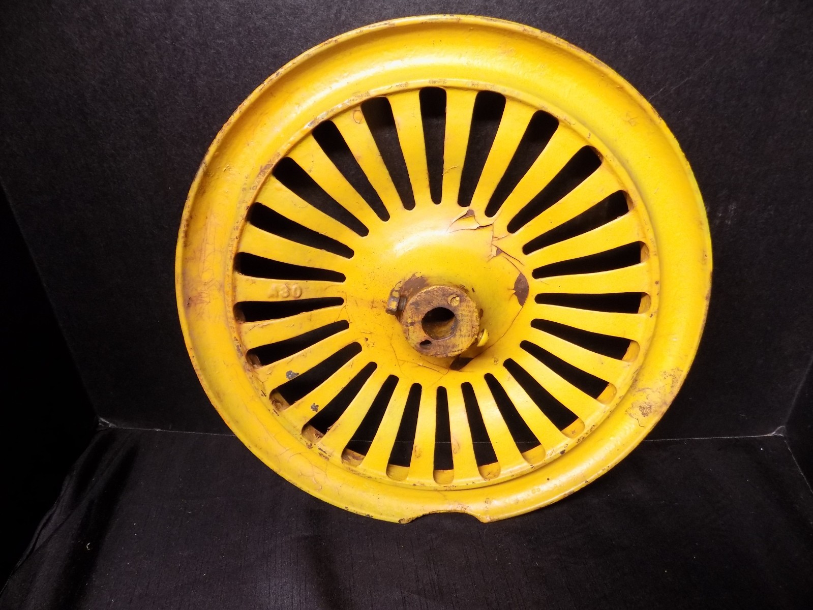 Antique Vintage Cast Iron Spoked Belt Pulley Wheel