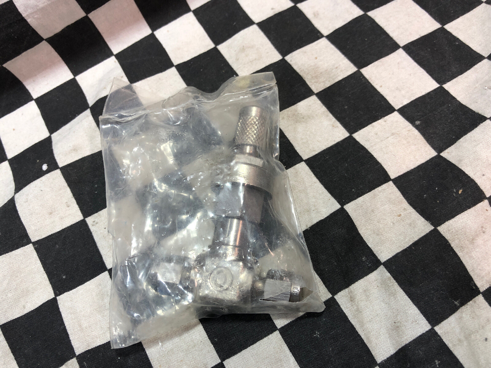 NUPRO Medium Flow Metering Valve 1/8″, SS-2MG, SS2MG, SHIPSAMEDAY#Q57