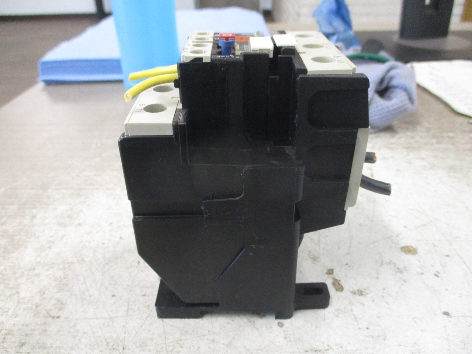 Telemecanique Solid State Overload LR2 D35 Trip: 37-50A W/DIN -Rail Adapter Used