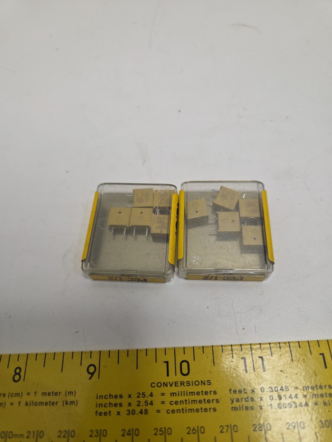 Buss PCC-1/2 PC-Tron Subminiature, Radial Lead, Fast-Acting Fuse Lot Of 10 NOS
