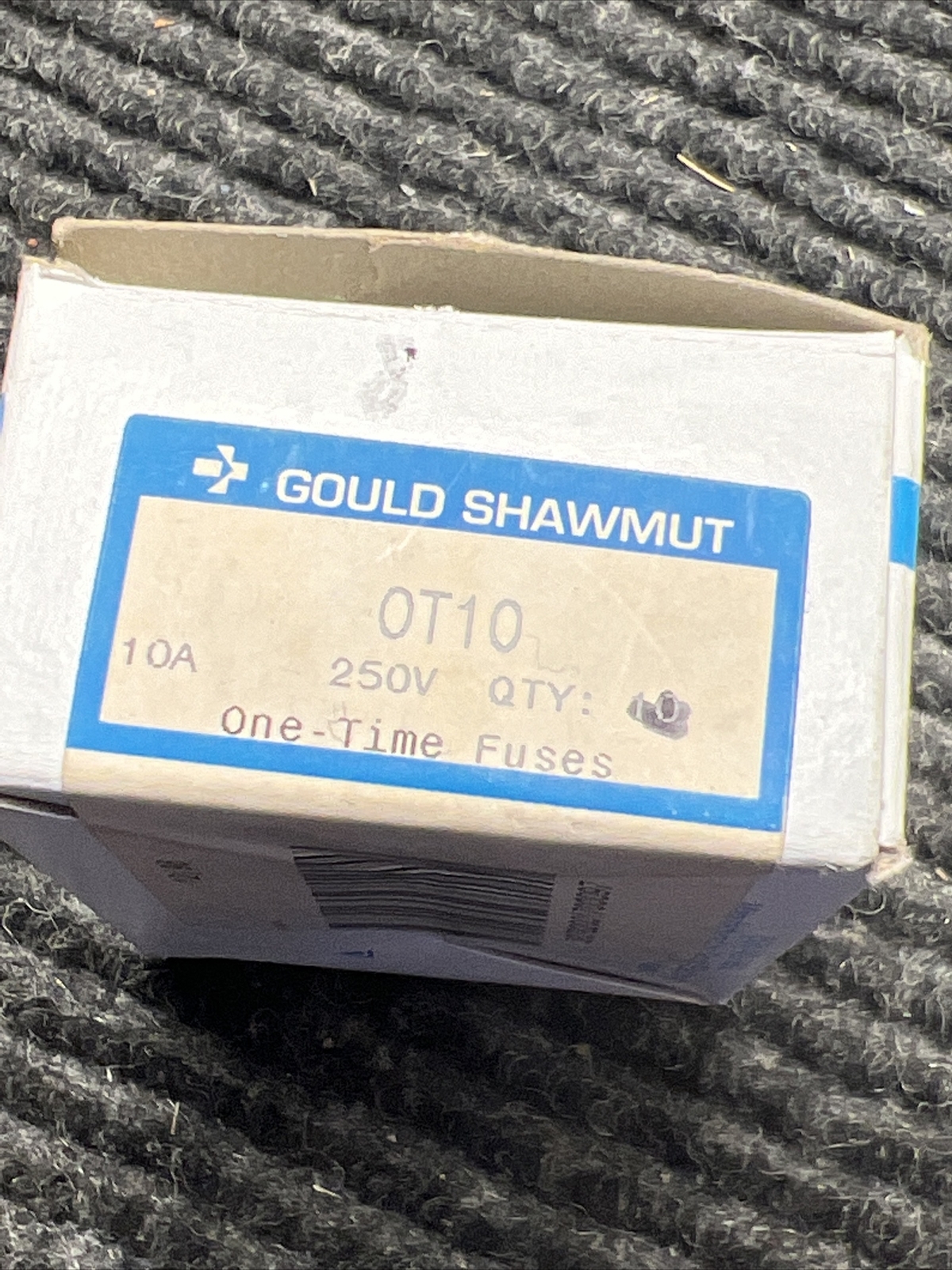 NOS Lot of 3 GOULD SHAWMUT 0T10 10 AMP FUSE