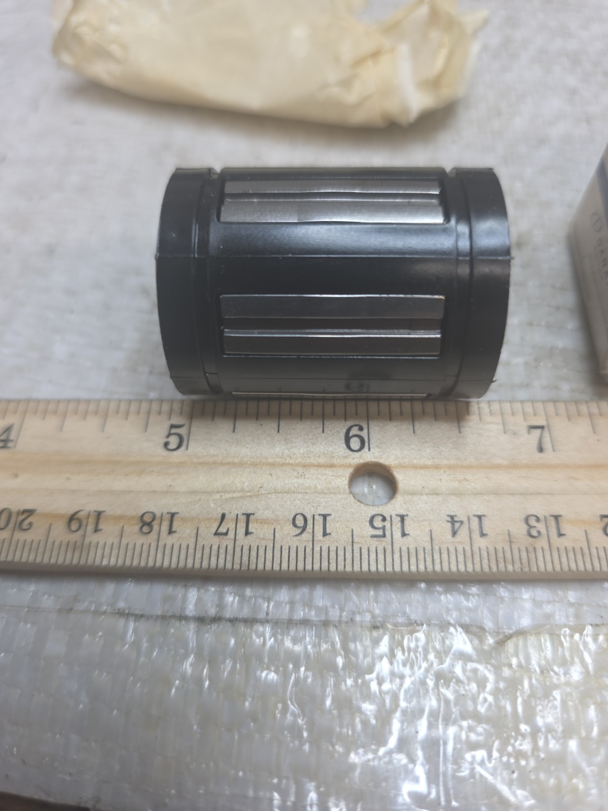 NEW IN BOX! THOMSON SUPER 12 BALL BUSHING LINEAR BEARING 10096A-12 NEW