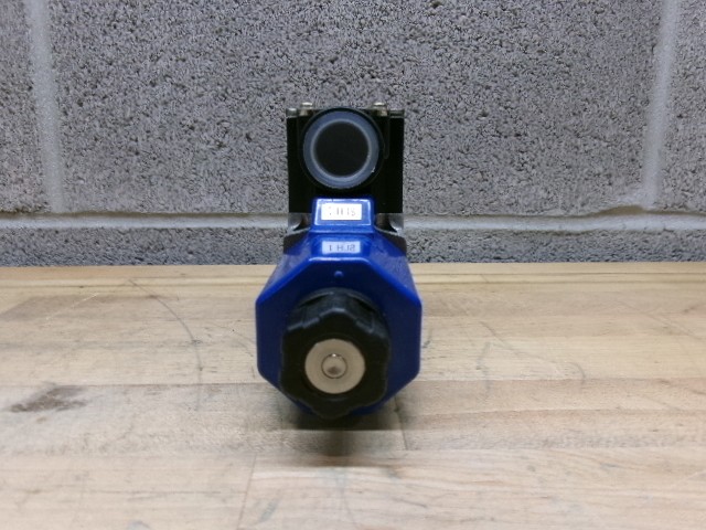 TOYOOKI HD1-2S-BGA-025A-WYD | 2POS, ISO025, 7MPA, 24VDC