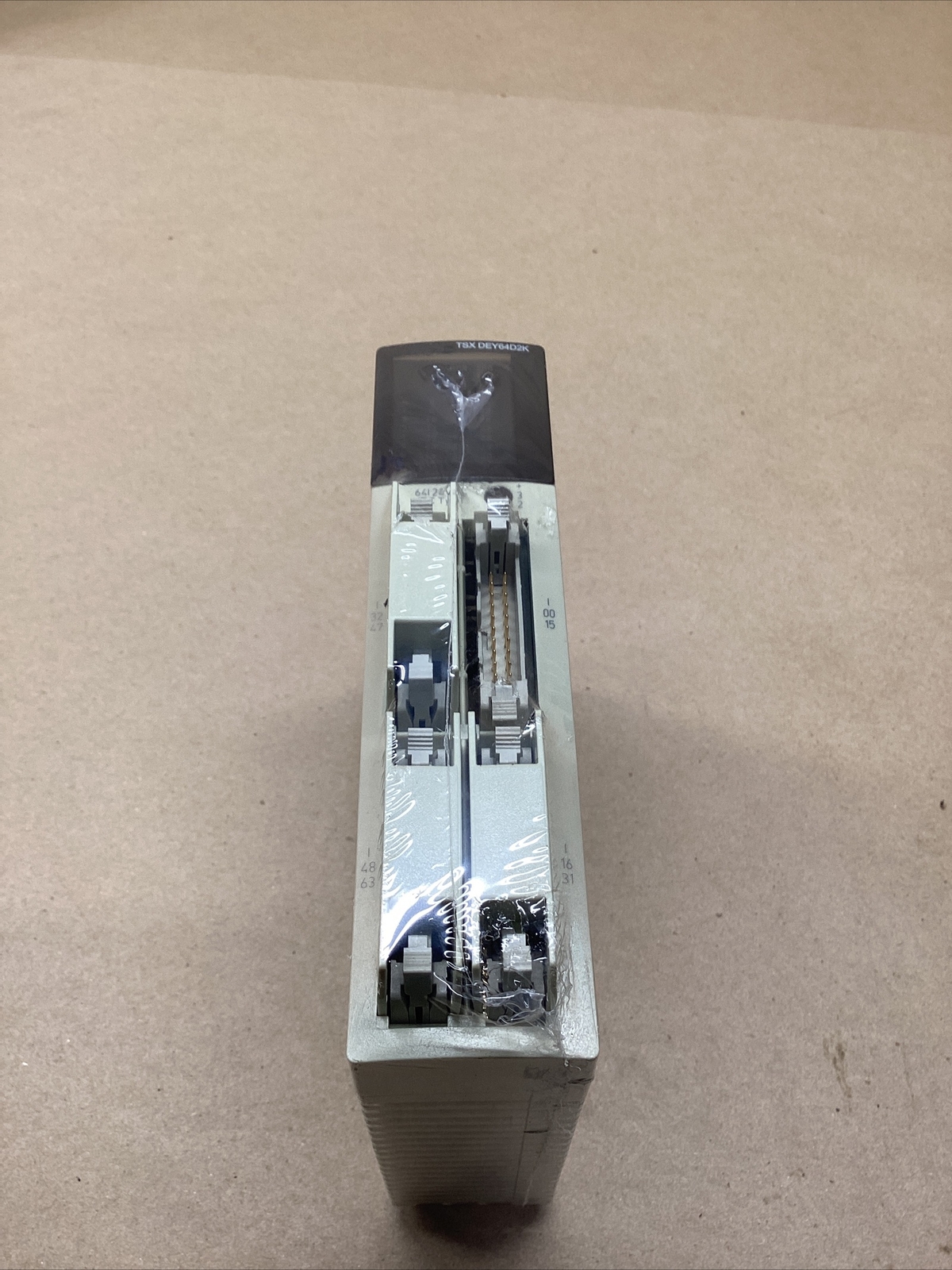 Schneider Electric TSX DEY64D2K MODICON #765H100FML used great condition
