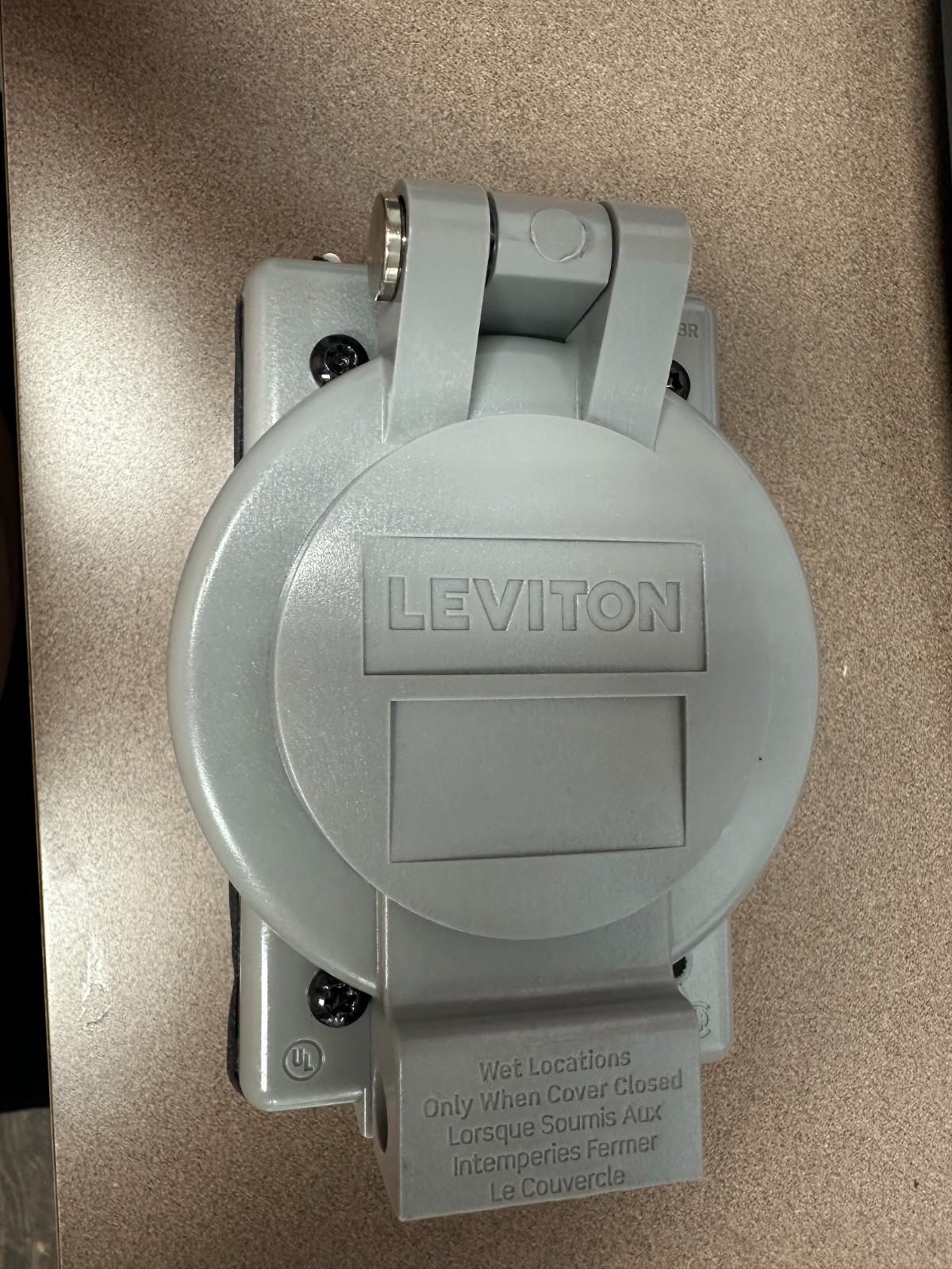 Leviton 4 30A Prong flanged locking inlet with weather proof cover L14-30