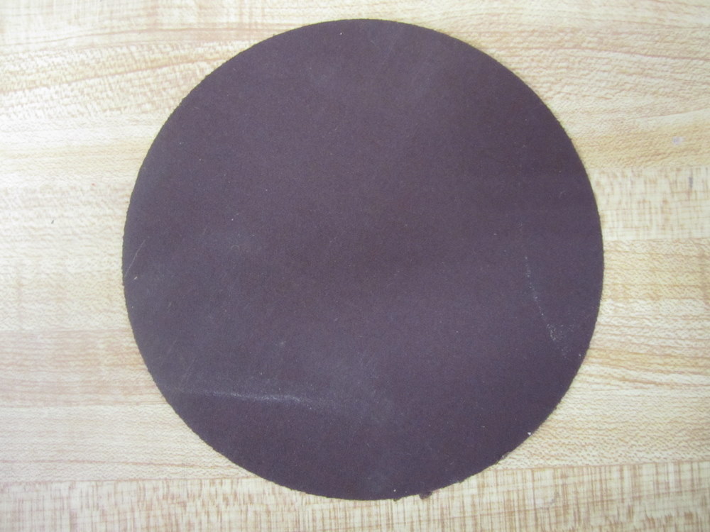 Needmore Abrasive 40110 5″ PSA Disc 320 Grit A/O G/B (Pack of 93)