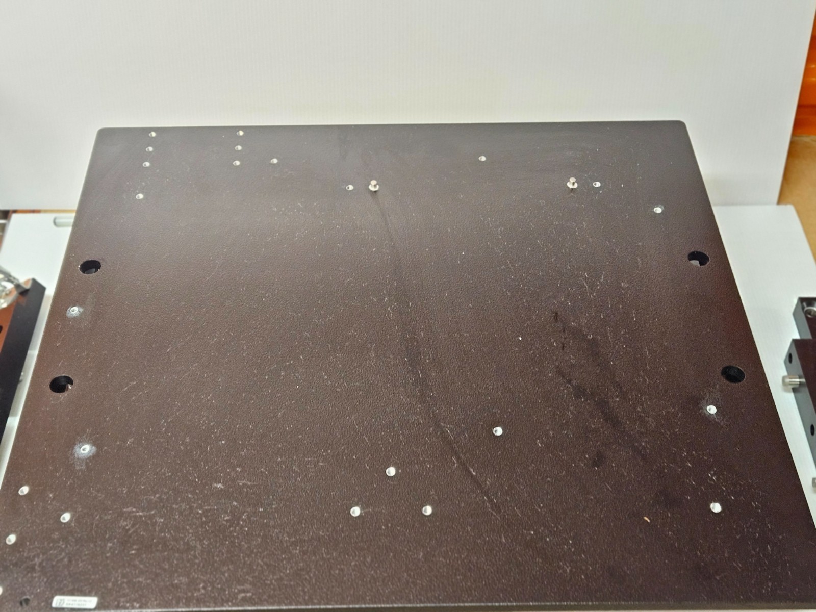 Minus K 25BM-6C 13″ Negative Stiffness Vibration Isolation Platform w/ Rails