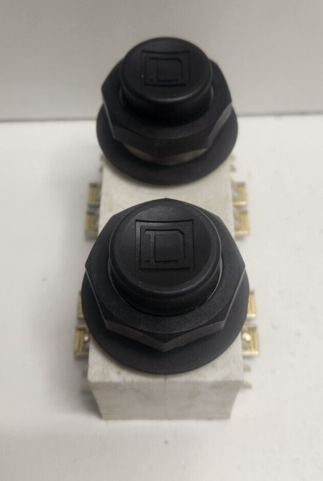 GUARANTEED! SQUARE D 10A 600V 3-SPEED OPERATOR DUAL PUSH BUTTON 9001SKRU3