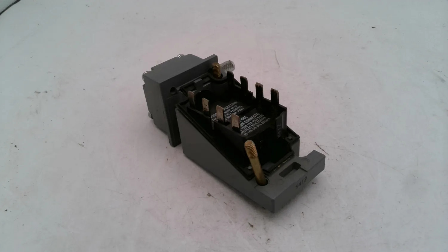 ALLEN-BRADLEY 802T-NPTP OIL TIGHT LIMIT SWITCH TYPE 4 13