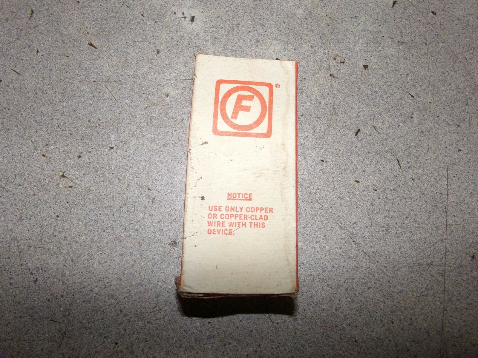 NEW Circle F Industries 3331 Light Switch *FREE SHIPPING*