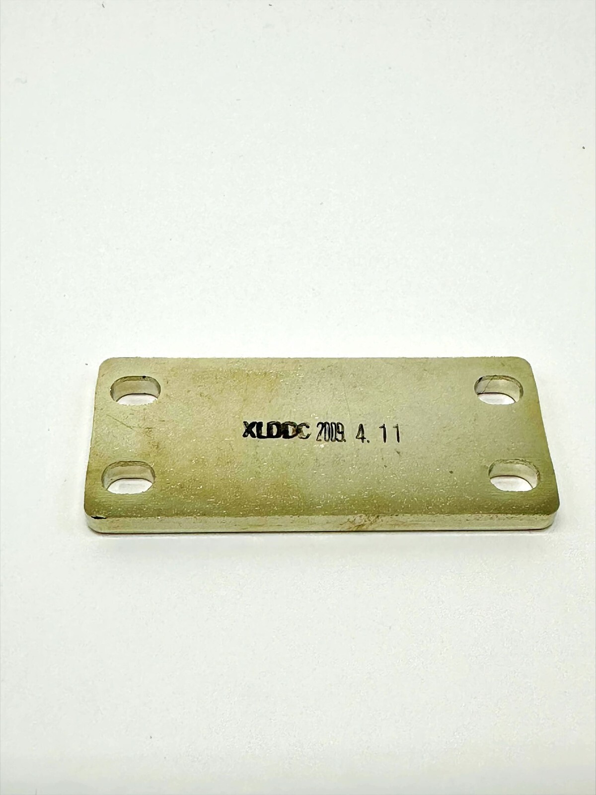 B0246010382 — DELTA ENERGY SOLUTIONS — BUSBAR, CONNECTING SHELVES (600)