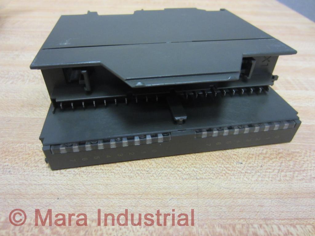 Siemens 6ES7 322-1HH00-0AA0 Output Module 6ES73221HH000AA0