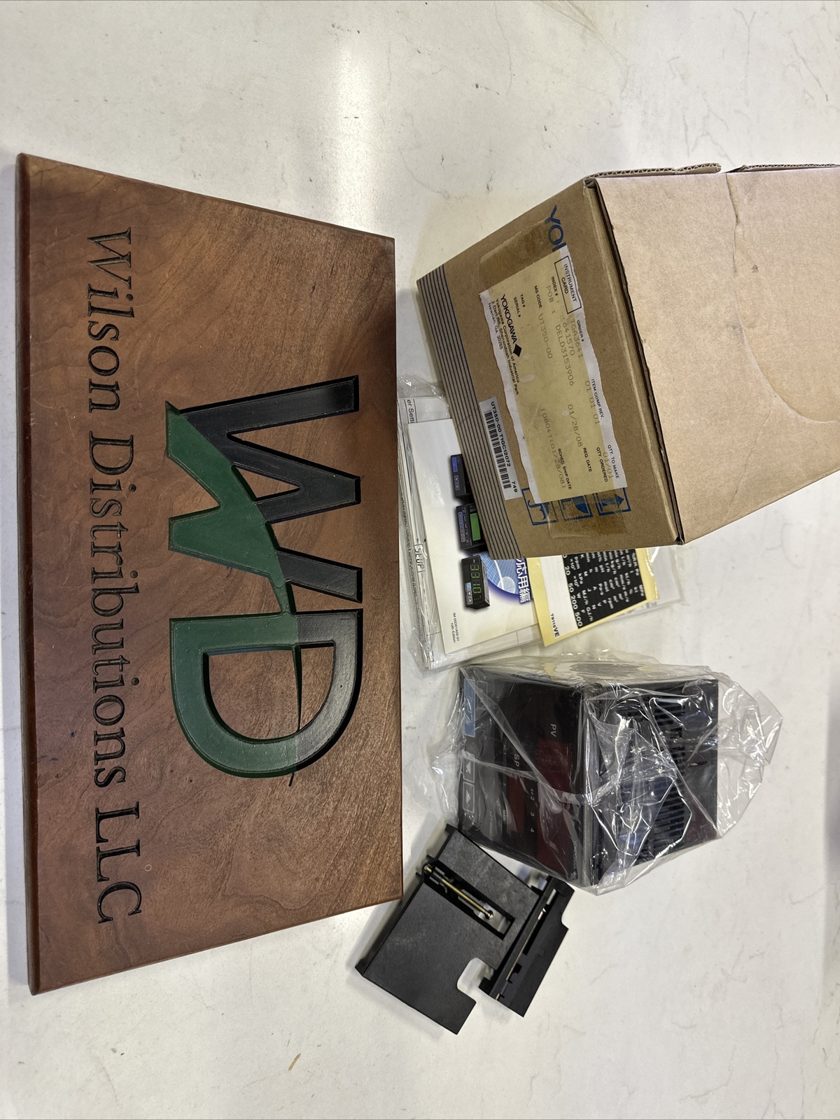 YOKOGAWA UT350-00 Digital Controller *NEW*