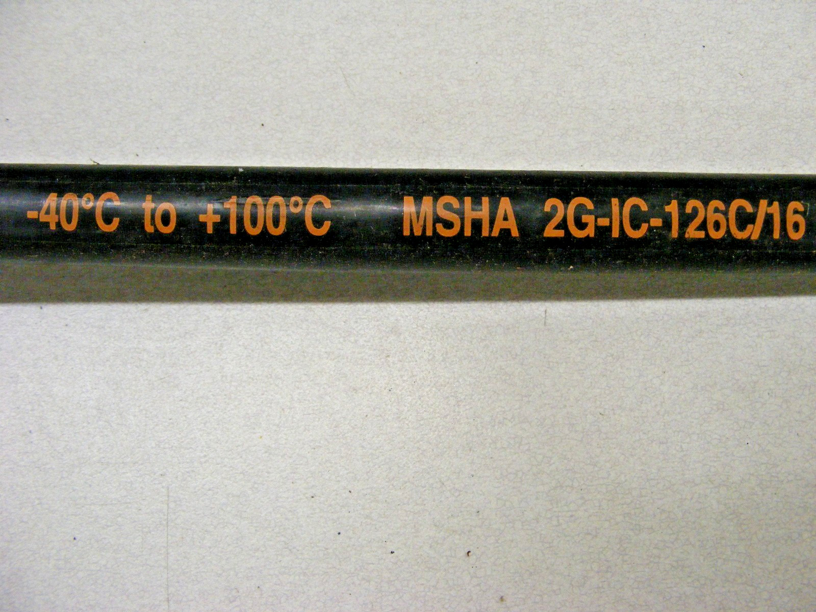 Manuli 2G-IC-126C/16 Golden iSO 21 Antiwear Hose 18752-A SAE 3040 psi (zz3)