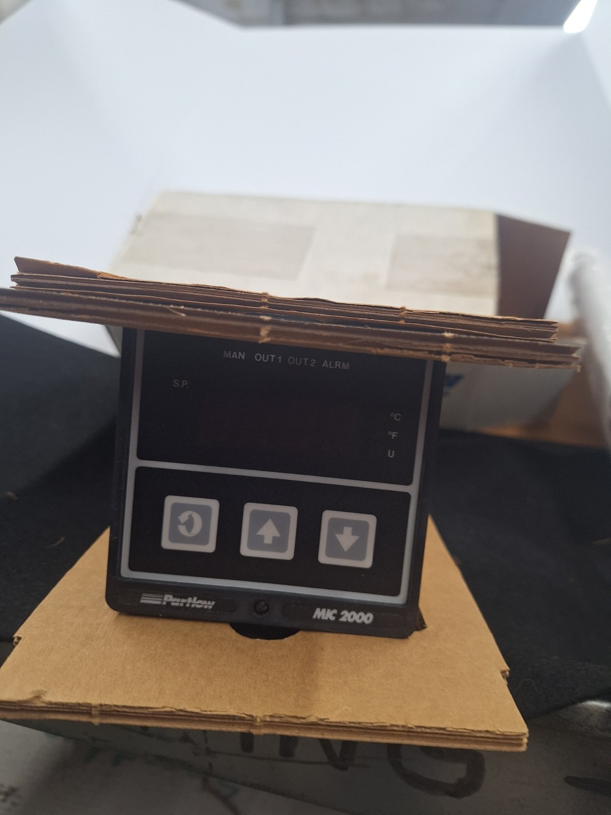 Partlow CONTROLS 2110001 / 2110001 (BRAND NEW) In Box MIC 2000 Series 115VAC NIB