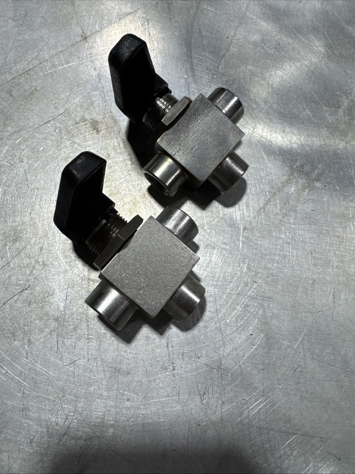 LOT OF 2- Parker 4F-Mb6xpfa-Ssp 1/4″ 3-Way Ball Valve 3000 Psi