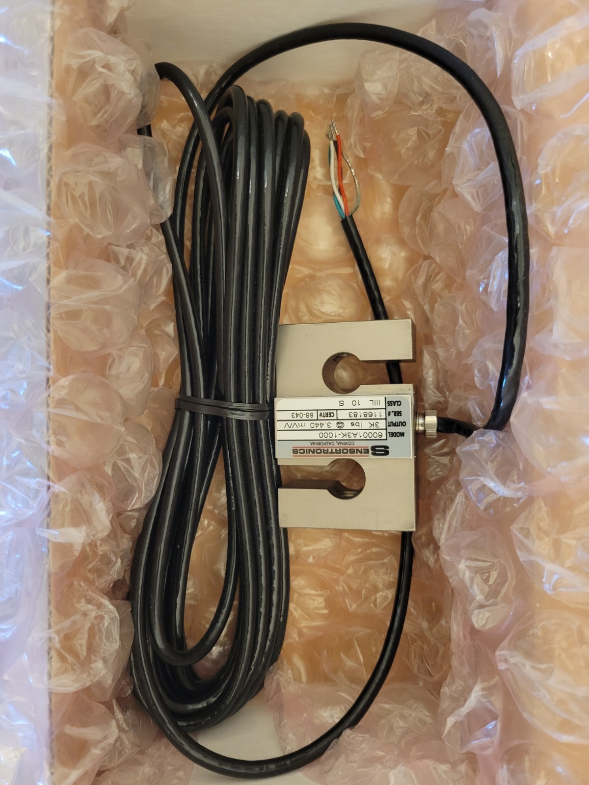 NEW OPEN BOX SENSORTRONICS 3K LBS 3.440 mV/V LOAD CELL 60001A3K-1000