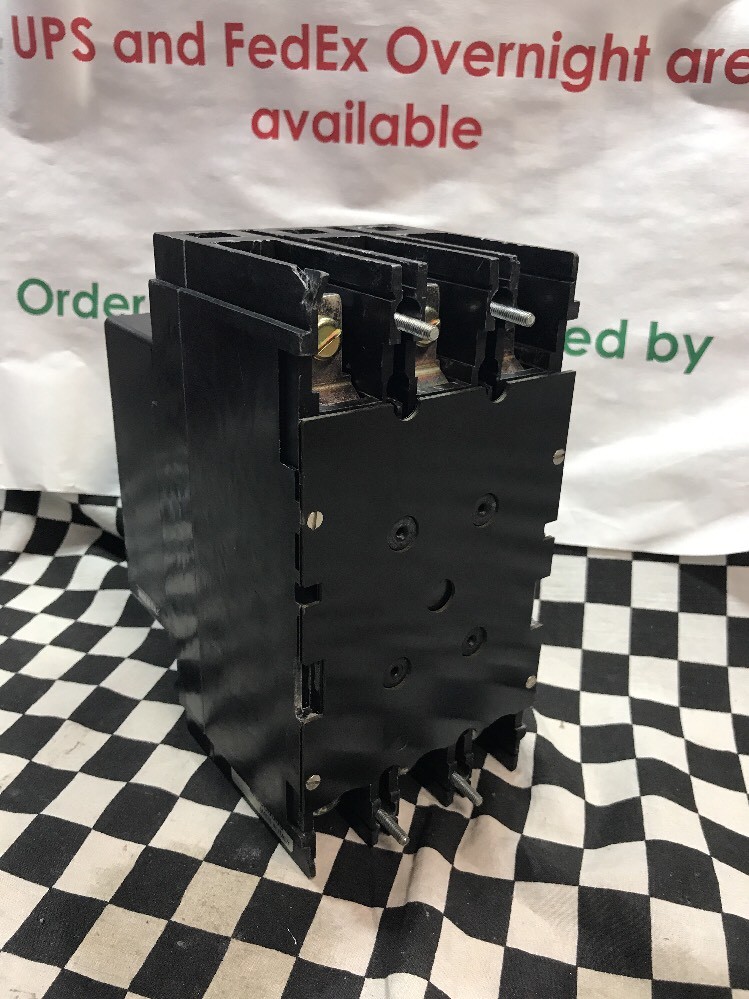 ABB Circuit Breaker TYPE AS, 150A, 3P, UXAB 727131 R 127, SHIPSAMEDAY#BOX 4 “T”