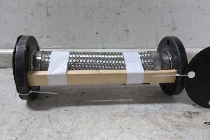 Hose Master G300FXFL180 3 In Inside Dia 18 In L Flexible Metal Hose Assembly