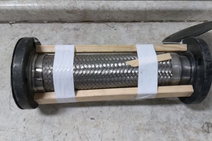 Hose Master G300FXFL180 3 In Inside Dia 18 In L Flexible Metal Hose Assembly