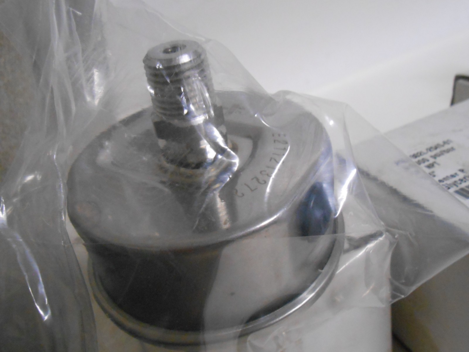 Lot NEW Gauges Pro-302L-254S-01 Industrial Pressure Gauge 0 To 6000 Psi 2 1/2 In
