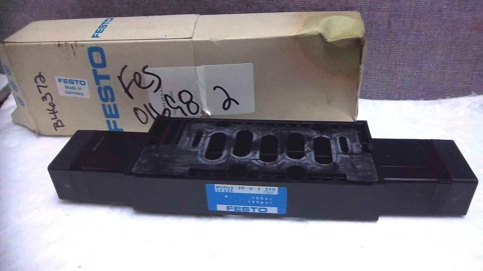 FESTO SOLENOID VALVE MUHX2-ZP-D-3-24G NEW MUHX2ZPD324G