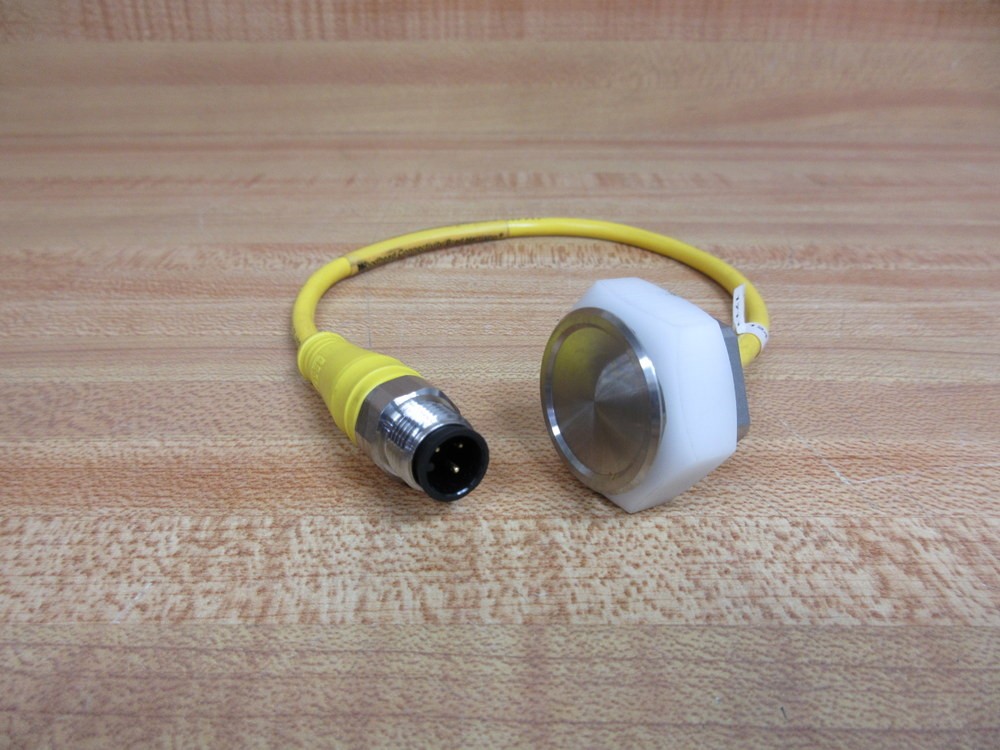 Woodhead Connectivity/Brad Harrison E41663 Connector