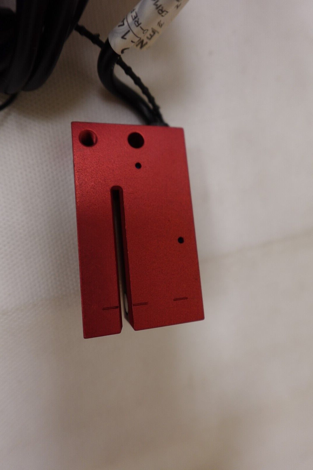 NAMCO EP110-14260 PHOTOELECTRIC SLOT SENSOR – RETRO-REFLECTIVE – GS05/2G LEUZE