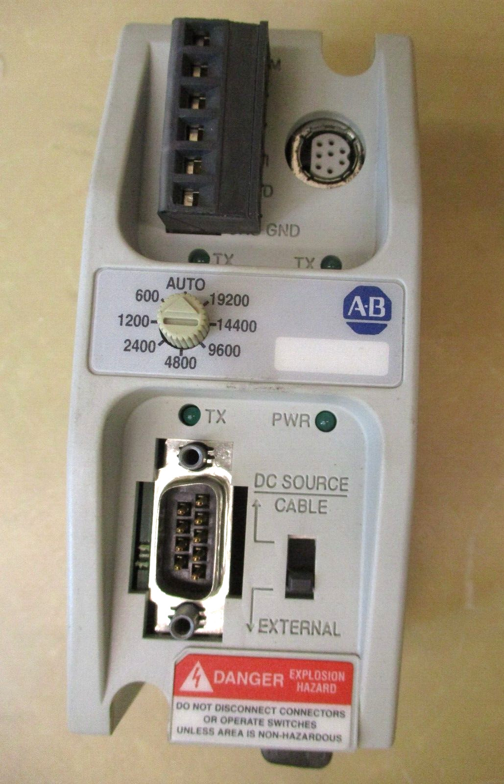 Allen-Bradley 1761-NET-AIC Advanced Interface Converter 46490AB