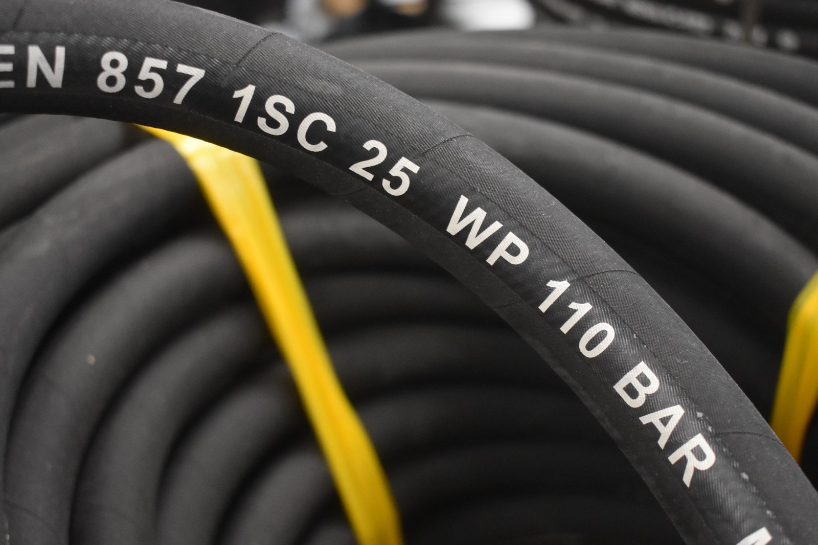 Hansa Flex KP125S 1″ Hydraulic Hoses 857 15C 25 WP 110 Bar 100′