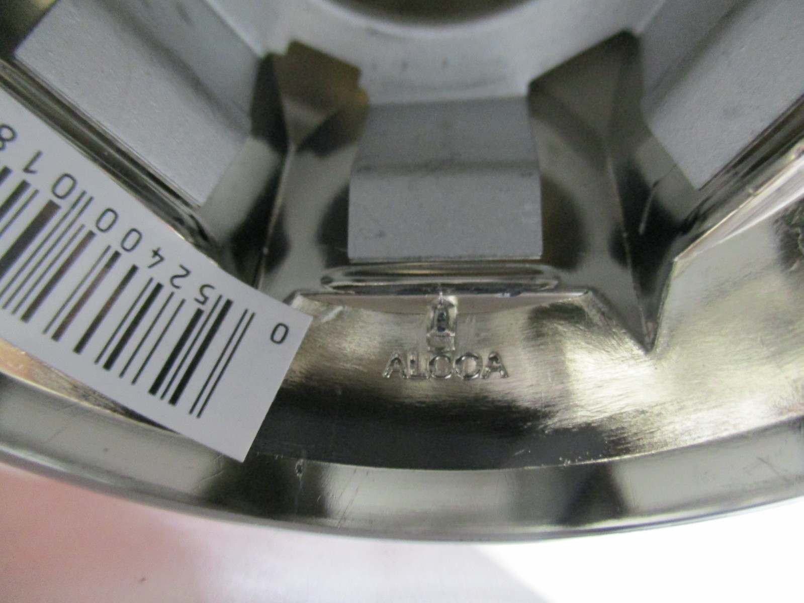 25 Per Lot, Genuine Alcoa Hex Lug Nut Cover ALU 001821, 1-1/2″ Hug a Lug