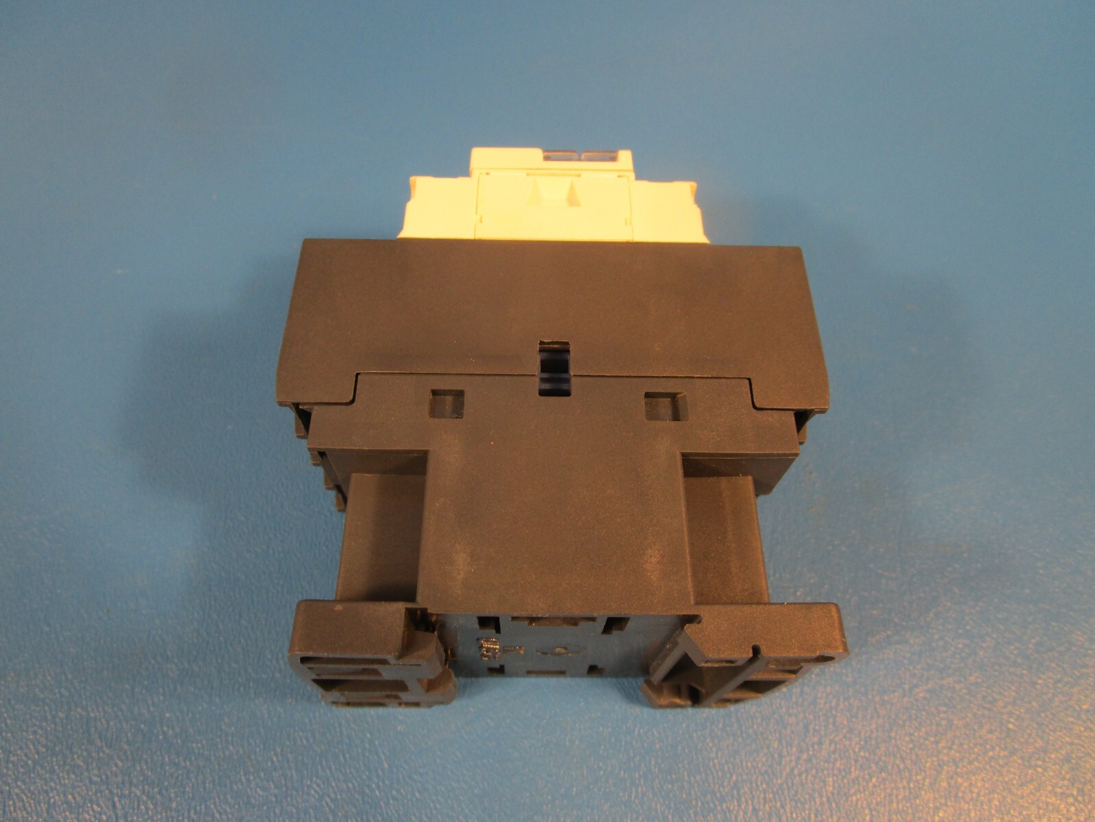 SCHNEIDER LC1DT25F7, Contactor, Non Reversing, 4 pole, 3 phase, 110 Vac @ 50/60