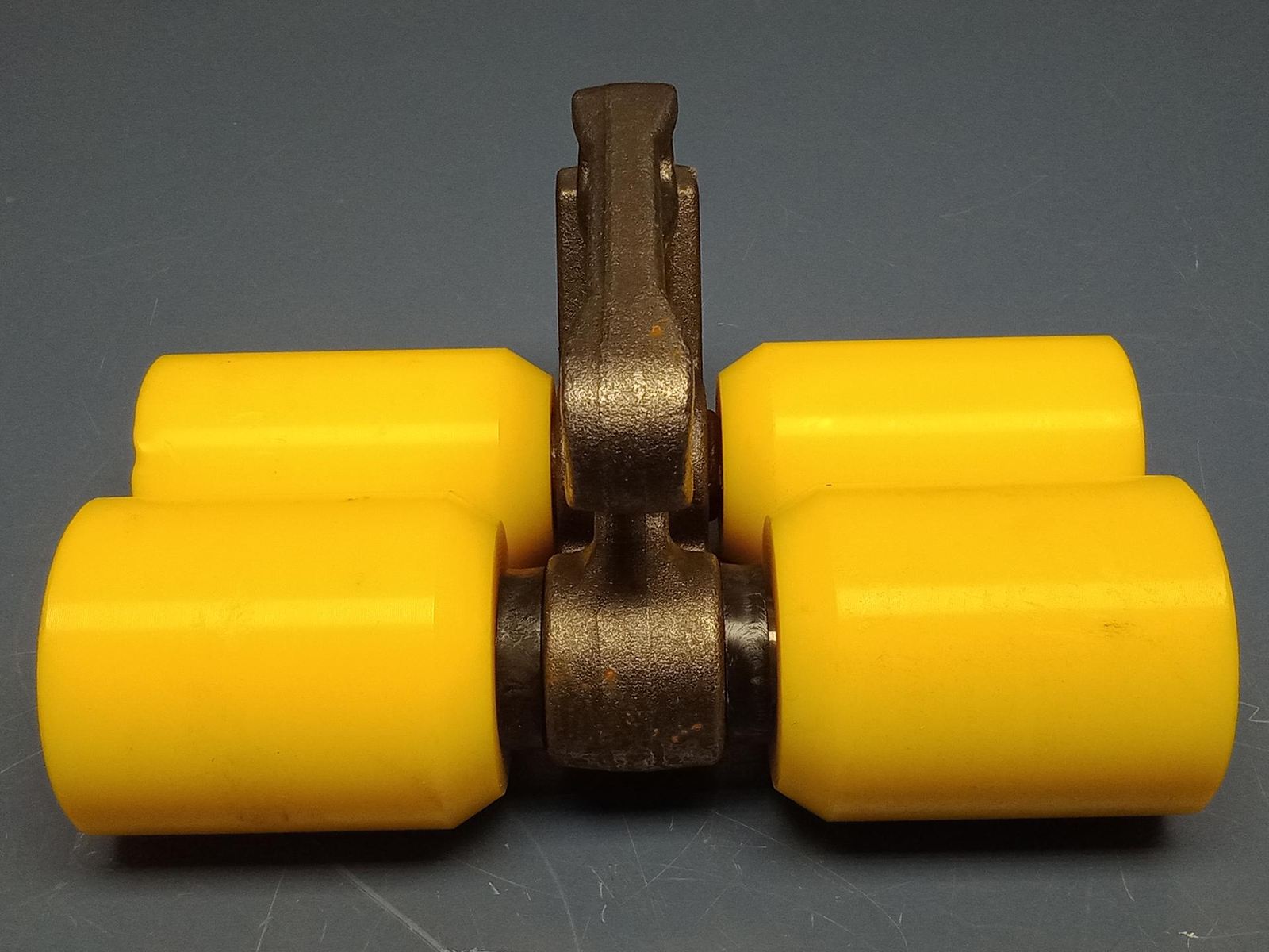Sonny’s Roller Assembly 4-Wheel with X458 Chain Link 20002253