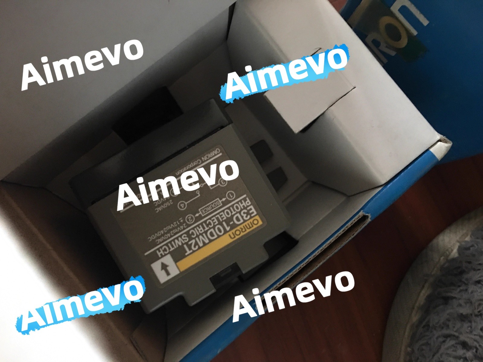 E3D-10DM2T – Photoelectric Sensor Switch