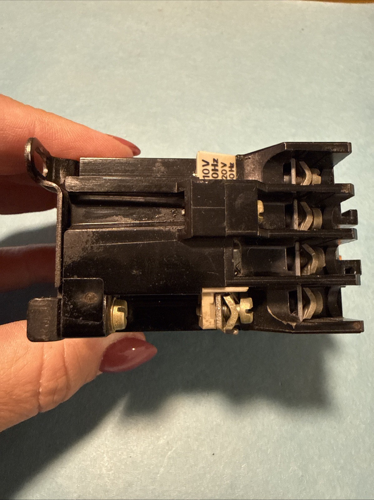 TELEMECANIQUE CA2-DN122 RELAY 100V 50 Hz 110-110V 60 Hz 4 POLE