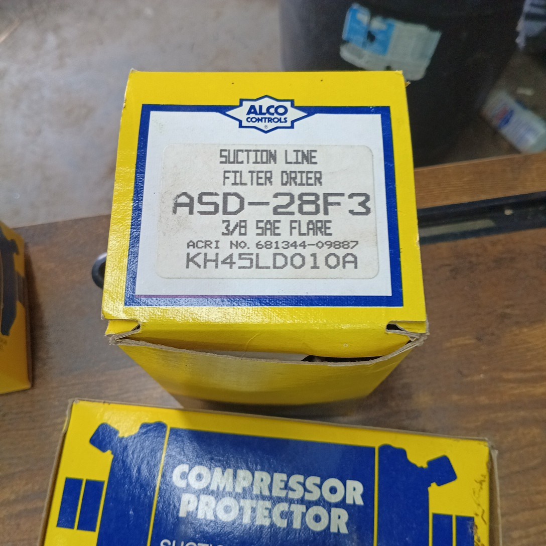 Lot Of 2 ALCO Controls ASD-28F3 Suction Line Filter Drier 3/8 SAE FLARE