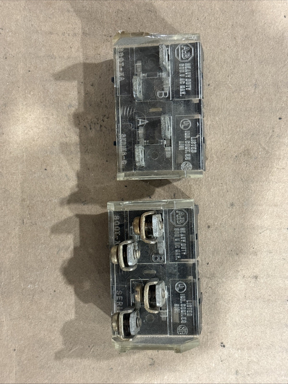 Allen Bradley 800T-XA Block 800TXA Series C Set of 2