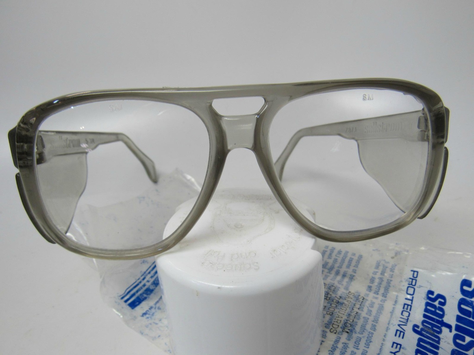 Sellstrom Safeguards Safety Glasses 5 3/4 Clear Z87.1 Charcoal Frame Cl. Poly.