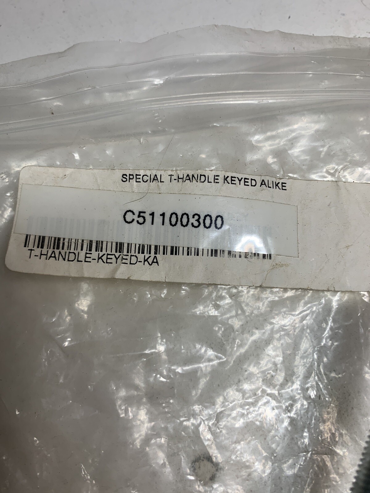 T -Handle C51100300 Black with Keys