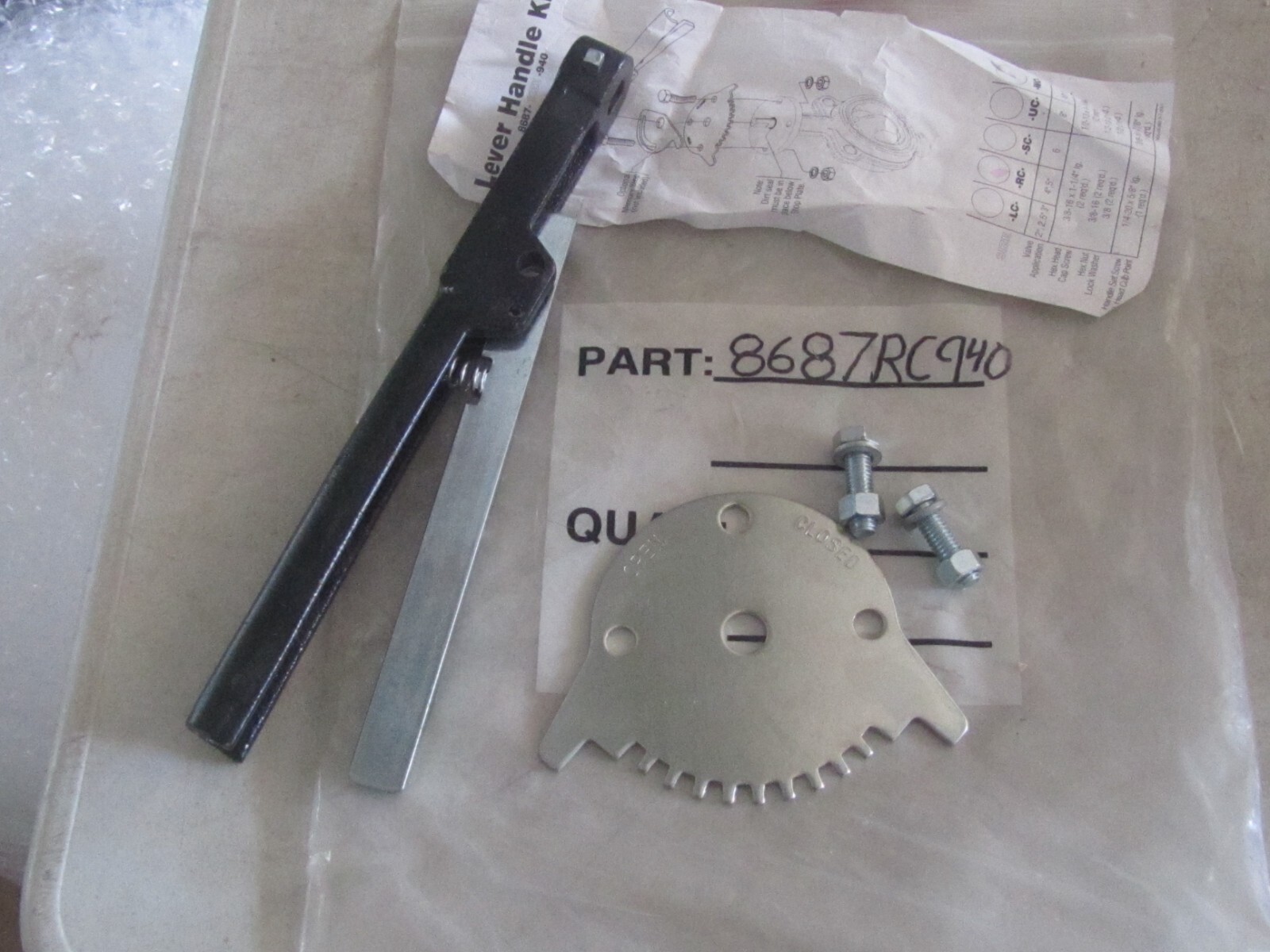 NEW UNKNOWN BRAND 8687-RC-940 4″,5″ LEVER HANDLE KIT
