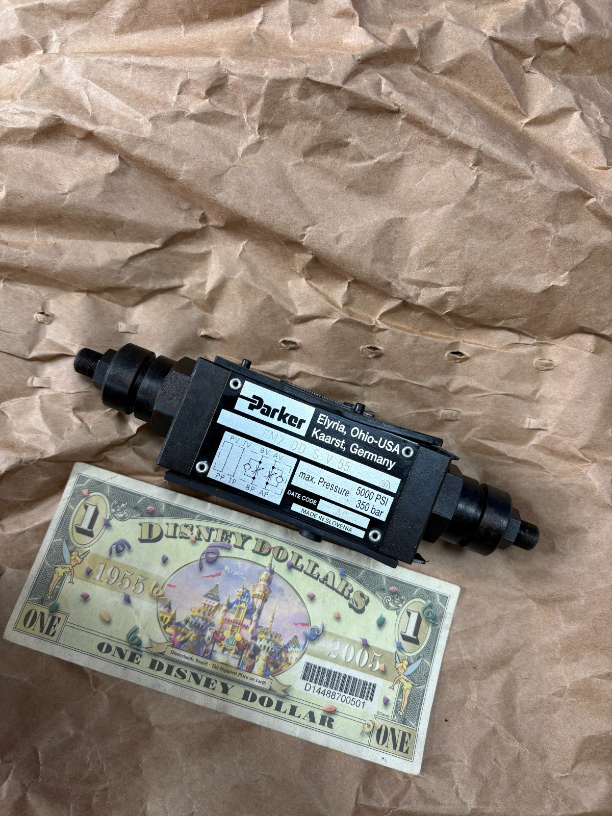 FM2 DD S V 55 NEW PARKER VALVE