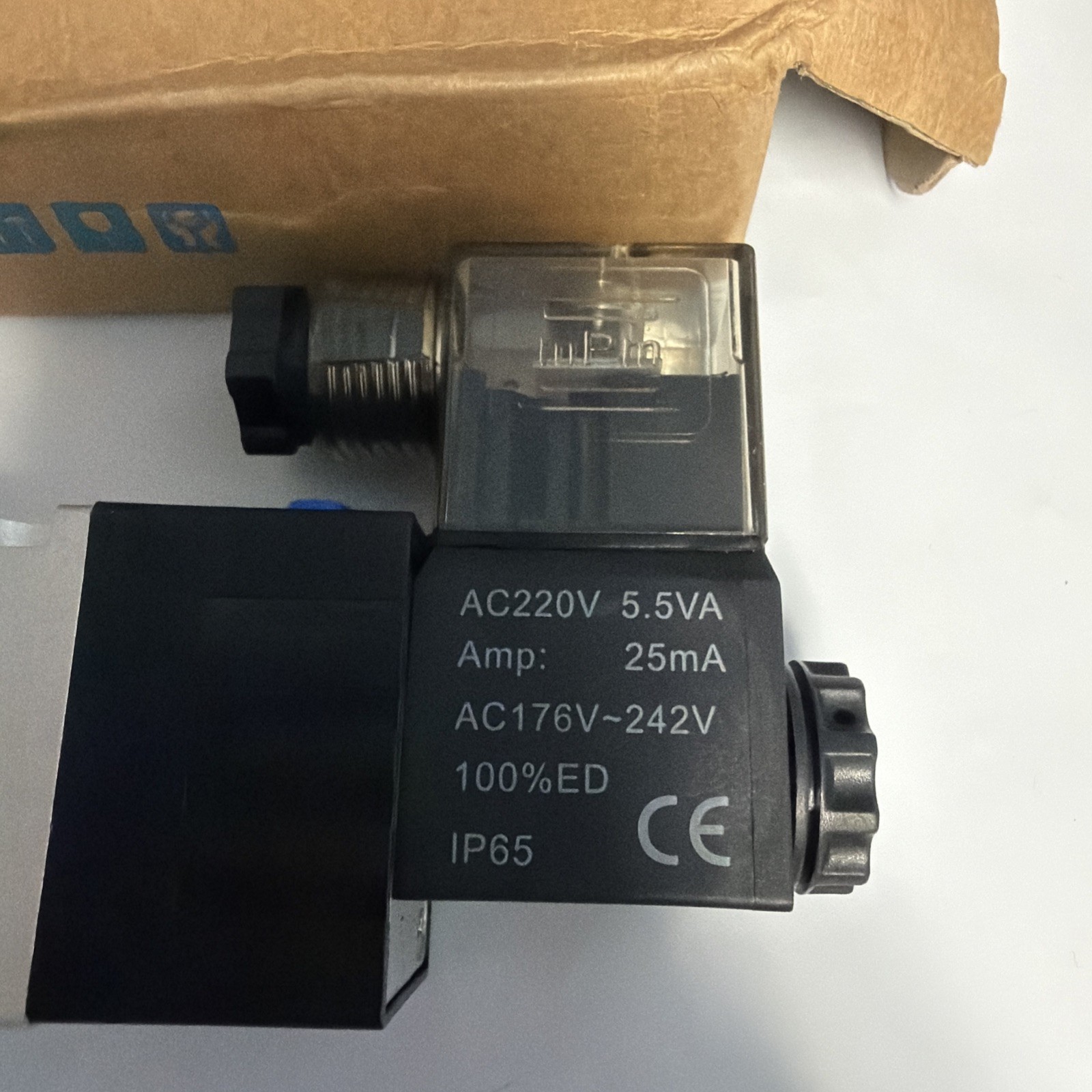 AMSI 24V 5-PORT SOLENOID VALVE 4V310-10